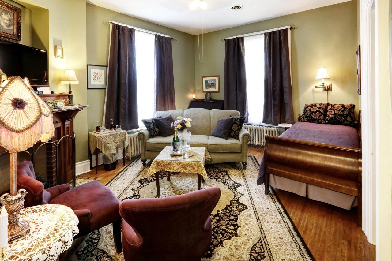 Barrister'S Bed & Breakfast เซเนกาฟอลส์ ภายนอก รูปภาพ