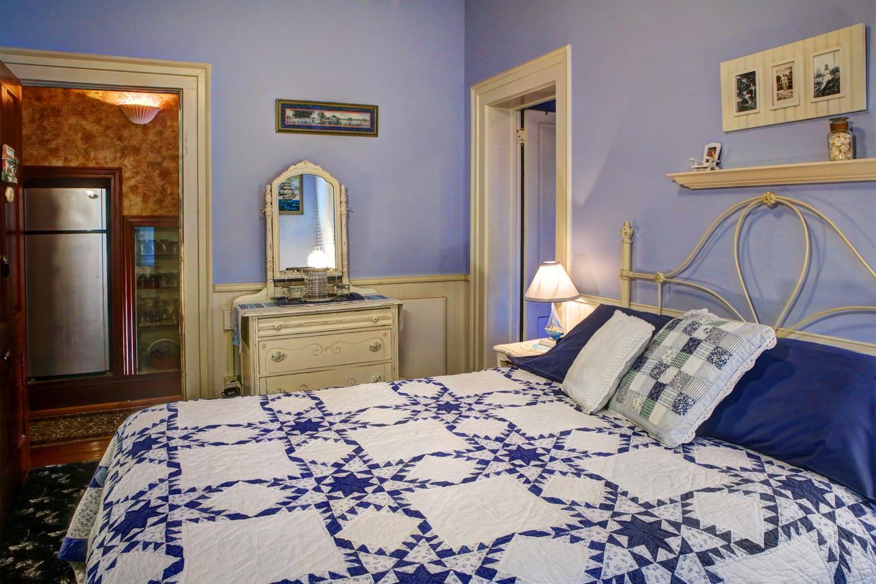 Barrister'S Bed & Breakfast เซเนกาฟอลส์ ภายนอก รูปภาพ
