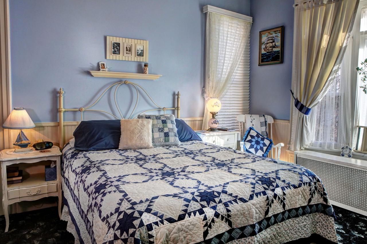 Barrister'S Bed & Breakfast เซเนกาฟอลส์ ภายนอก รูปภาพ
